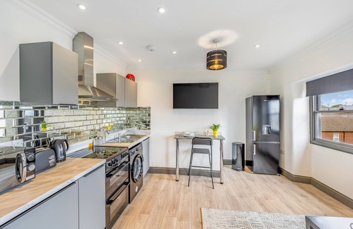 Boston Apartment | Welcome to Apartment 4