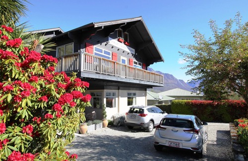 Queenstown City Centre Ski Chalet | Welcome To Chalet Queenstown