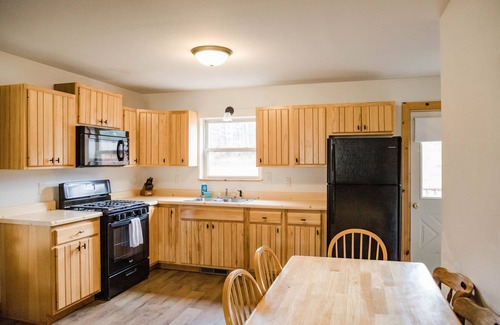 Hill City Cabin | Welcome to Goldfinch!