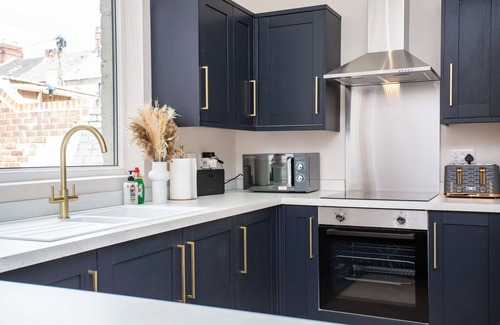 Blyth House | Welcome to Haughton Terrace, a spacious and stylish home in Blyth, perfect for families or groups of up to 9 guests. Enjoy modern comforts, 5 cozy bedrooms, 2 bathrooms, and easy access to the coast and local amenities.
