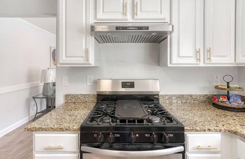 Lawrenceville House | Welcome to our stunning Staycation. New! Pool House/6beds/2.5Ba/Patio/Firepit