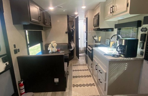 Tynan House | Welcome To Rancho La Valentina,Private Pond, farm animals and Beautiful Cliff!