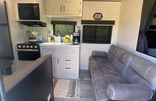 Tynan House | Welcome To Rancho La Valentina,Private Pond, farm animals and Beautiful Cliff!