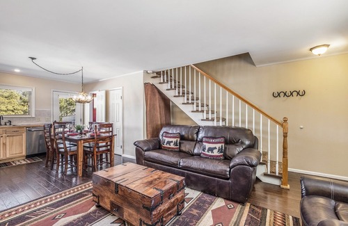 Estes Park House | Welcome to Sixth Fairway in Estes Park! #3061