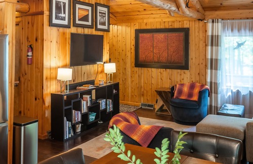 Cohasset House | Welcome to SUGAR SHORE! An Up North Cabin Paradise On Pristine Sugar Lake