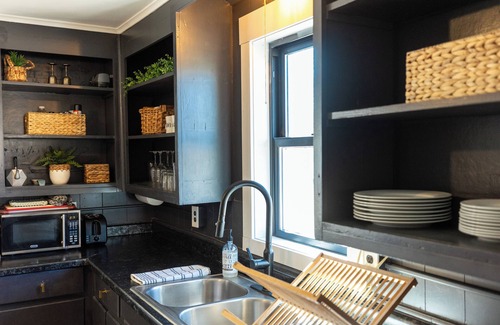 Crosby House | Welcome to the Black Loon. A charming 3-bedroom Mountain Bike home in Crosby