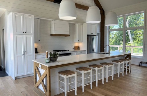 Wellington House | Welcome to the Consecon Ridge