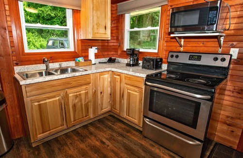 Lake George Cottage | Welcome to The Corner Cottage