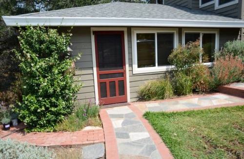 Petaluma Cottage | Welcome to The Cottage!