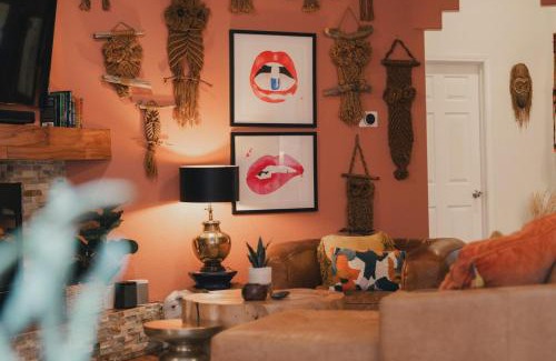 La Quinta Cove House | Welcome to the Hotel California in Historic La Quinta Cove