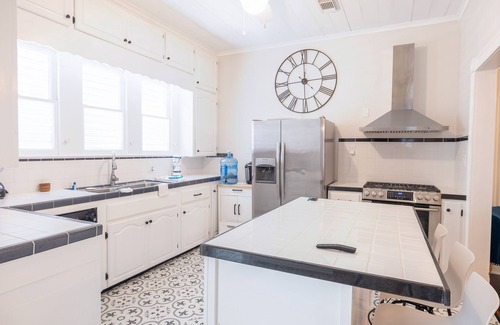 San Jacinto House | Welcome to the stunning Sand Dollar Shores!, A beautifully renovated 4 bedroom,