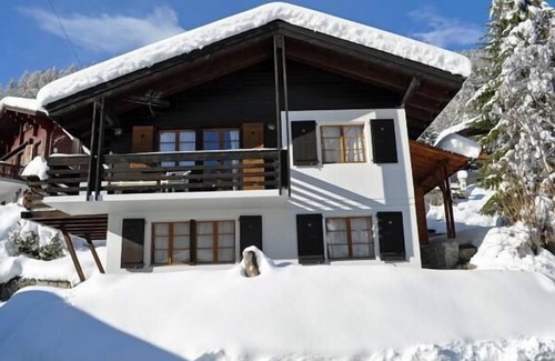 Fiesch House | Welcome to the Valais villages Fiesch, Fieschertal and the famous music village