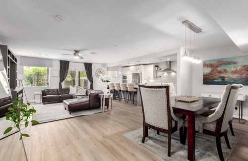 South Scottsdale Condo | Welcome to this fully furnished rental home in Old Town Scottsdale Walk or bike.