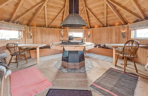 Roslev House | Welcome to this great vacation home overlooking the Limfjord.