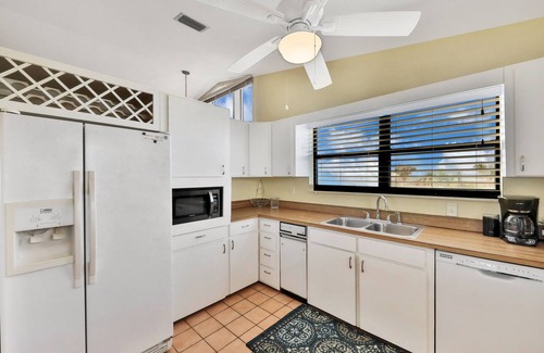 Vilano Beach House | Welcome to Villa Rosa! A 4 Bedroom 3 Bath Oceanfront Getaway