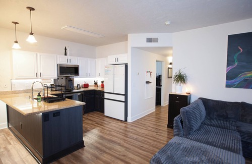 Coeur d'Alene Condo | Welcome to your cozy central retreat in Coeur d'Alene!
