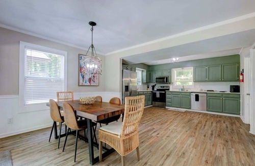 Newnan House | Welcome to your Gorgeous Lake Side oasis in the heart of Newnan, Georgia! This 3-bed, 3-bath (2 pull out sofa beds). The Lake is perched on 11 acres of private and peaceful land, providing the perfect getaway for families or couples.