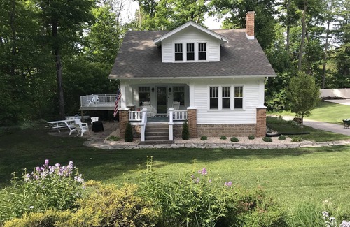 Sister Bay House | Welcome to your home away from home in the heart of Sister Bay!