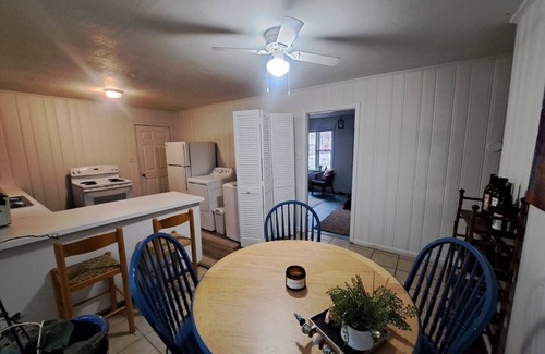 Winston - Salem House | Welcoming 2-bedroom house with WiFi in Winston-Salem