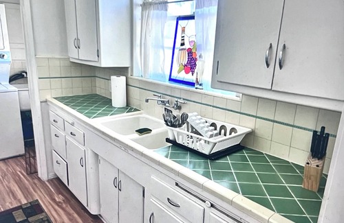 Los Angeles Apartment | Welcoming 2-bedroom apartment in vibrant Los Angeles 15-minutes from the ocean.