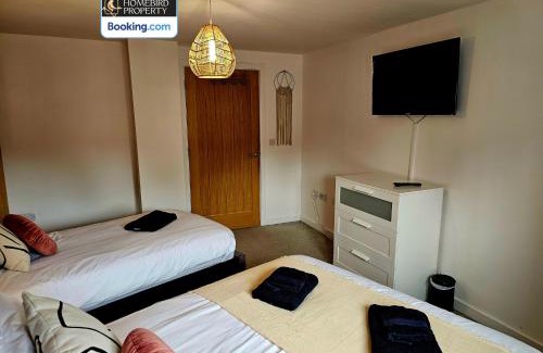 Harrogate Apartment | Welcoming 2Bedroom Apartment By Homebird Property Management Short Lets & Serviced Accommodation Harrogate With Free Parking