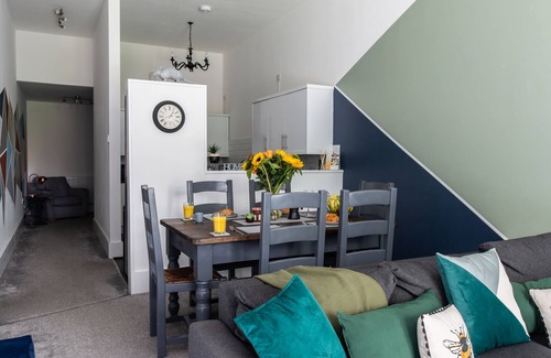 Salford Apartment | Welcoming, Spacious Ground Floor Apartment