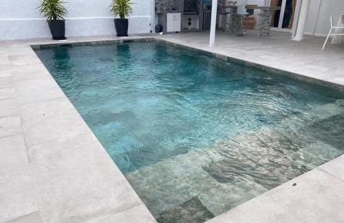 Empuriabrava Villa | Welcoming villa in Empuriabrava with private pool