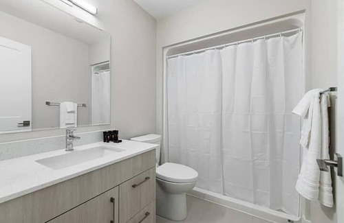 Moncton Apartment | Weldon Loft by Terra Trust Hospitality Suite 112