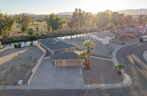 Mohave Valley House | Well-appointed home just steps from the Colorado river!