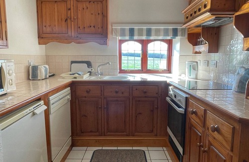 Wadebridge Cottage | Well Cottage - Two Bedroom Cottage, Sleeps 4