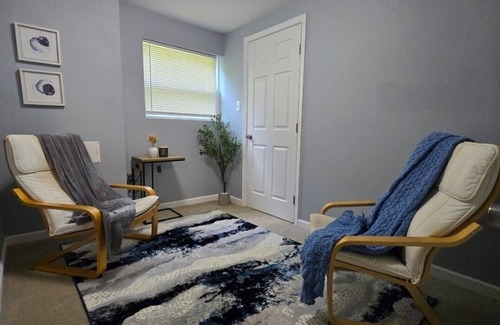 Lake Arbor Apartment | Well Located, Well Loved