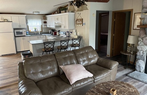 Put-in-Bay House | Well maintained house in Island Club just minutes from downtown PIB!