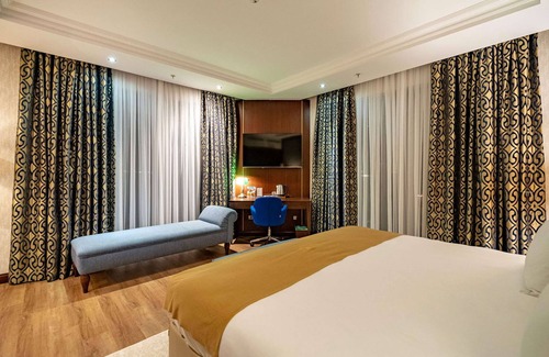 Basiskele Hotel | Wellborn Luxury Hotel