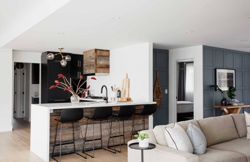 Carrying Place House | Wellers Landing - Prince Edward County Lakehouse