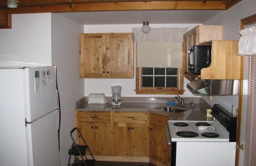 Wellfleet Cottage | Wellfleet Salt Box Cottage, Heat and AC