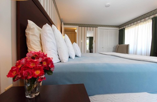 Yachting Village Hotel | Wellington Resort