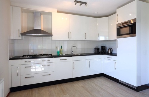 Vlagtwedde House | Wellness bungalow by the lake