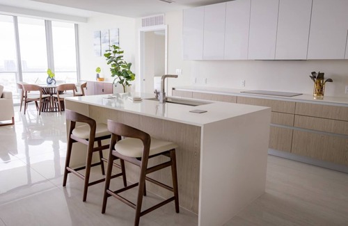 Singer Island Hotel | Wellness Stay with Oceanview Balcony
