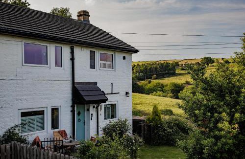 Holmfirth House | Wells Cottage