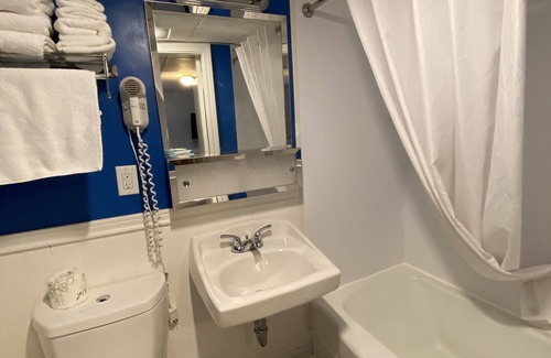 Ogunquit - Wells Hotel | Wells Moody Motel
