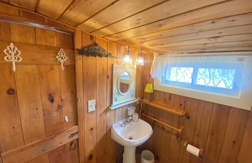 Ogunquit - Wells Cabin | Wells /Ogunquit line. Sleeps 4
