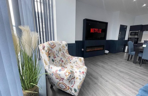 South Shore Apartment | Wembley Suite by Sasco