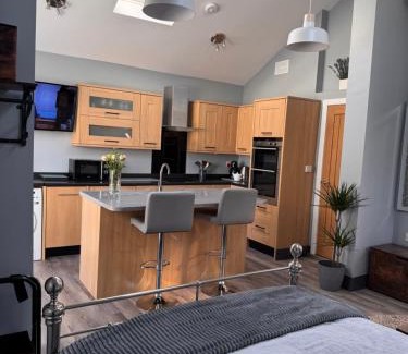 Carleton House | Wend Gardens Studio Carleton Skipton Pet Friendly