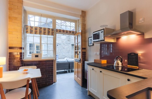 Penmorfa House | Wern Manor & Cottages - a beautiful manor house sleeping 23 guests
