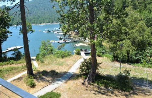 Bass Lake House | Werner Lake Front