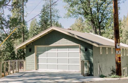 Bass Lake House | Werner Lake Front