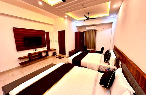 Narasapura Hotel | WESLAND INN
