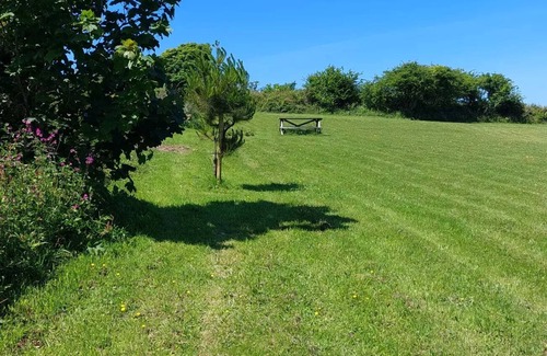 Lanner House | Wesley House Holidays - Quirky Cottage - Set in 4 acres of meadows