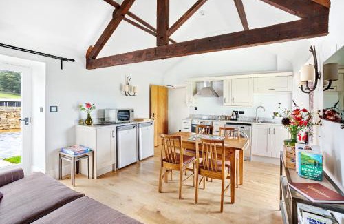 Thirsk House | West Acre Lodge