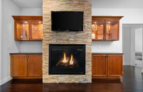 Traverse City Apartment | West Bay Overlook in Downtown TC